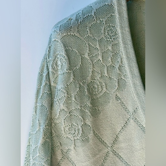 St. John Collection pale green cardigan, size L - Picture 2 of 10